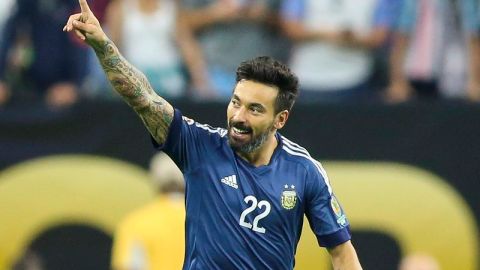 Ezequiel Lavezzi metió el primero gol argentino frente a EEUU.