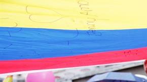 Los colombianos celebraron el anuncio. EFE