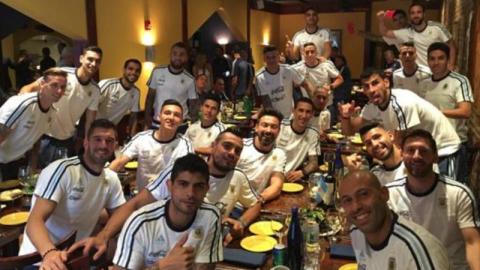 La selección argentina celebra el Día del Padre en la concentración en la Copa América.