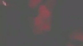 Aproximadamente, 30 personas se ocultaron en el sanitario.