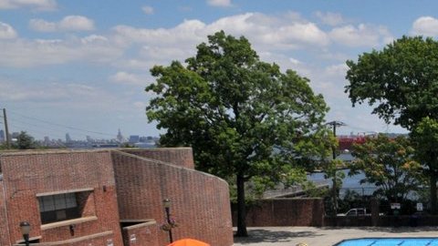NYC Parks ampliará su programa gratuito de natación para incorporar a 4,800 más estudiantes de segundo grado.