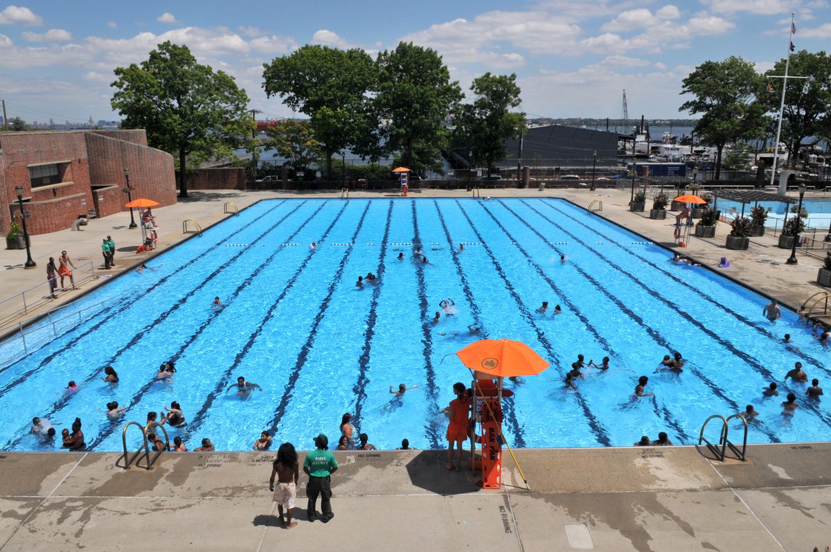 Hay 53 piscinas públicas en NYC.