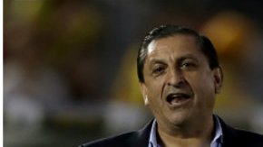 "Pelado" Díaz y Dunga han decidido dar un paso al costado en su trabajo como seleccionadores.