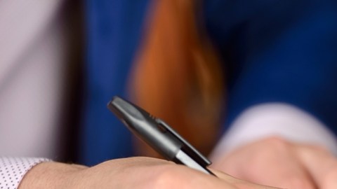 El 51% de las firmas compartidas para un crédito es para los que están destinados a comprar un carro. /Shutterstock