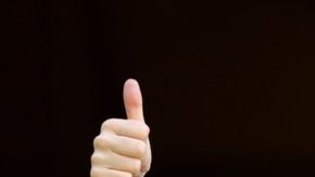 Sturgeon, ministra principal de Escocia, dijo este viernes que su gobierno dará "todos los pasos necesarios" para seguir en la Unión Europea.