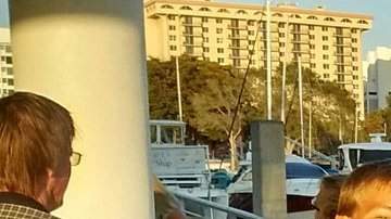 Ace Kimberly, de 45 años, y sus hijos Rebecca Kimberly, de 17; Donald Kimberly, de 15, y Roger Kimberly, de 13, salieron de Sarasota el pasado domingo a bordo de una embarcación con destino a Fort Myers.