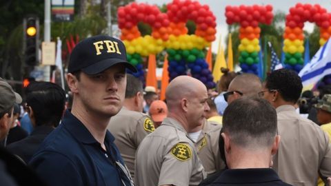 El FBI está a cargo de la investigación del ataque en Orlando.