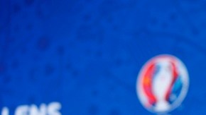 Xherdan Shaqiri vio con humor el asunto de las camisetas rotas en la Euro 2016.