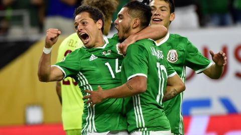 Si por algo no para México es por buenos atacantes. 'Chicharito' es el goleador de referencia, pero 'Tecatito' Corona el hombre del desequilibrio.