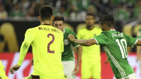 El mexicano 'Tecatito' Corona se quitó a medio equipo venezolano para marcar el gol del torneo.