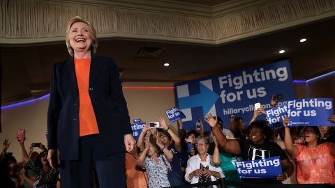 Hillary Clinton durante un evento este jueves en El Centro, California (Photo by Justin Sullivan/Getty Images)