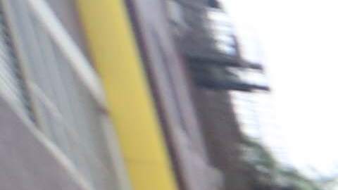 Ana Teresa Caraballo (blusa blanca y negra) y María Hernández fueron a votar en la mañana para no hacer fila.