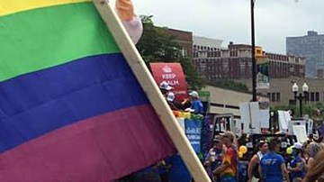 Tal como lo prometió, madre e hija estuvieron en la parada gay de Chicago.