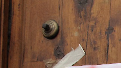 Grupos de simpatizantes de los maestros del Sindicato Nacional de Trabajadores de la Educación (CNTE) en una clausura simbólica a la secretaría de Educación en la Ciudad de México