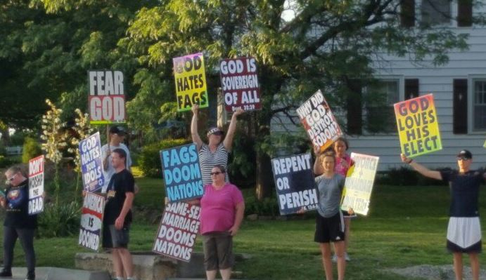 Manifestación de los seguidores de la Iglesia Bautista de Westboro.