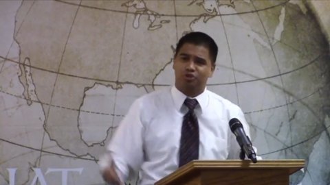 El pastor Roger Jiménez de una iglesia bautista en Sacramento dijo que los muertos en Orlando eran "sodomitas" y expresó que "Orlando está más seguro sin ellos".