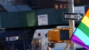 Hubo numerosos homenajes a las 49 víctimas del ataque en un bar gay de Orlando.