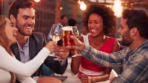 Cáncer, problemas de piel, exceso de peso son algunos de los problemas de salud que deja el consumir bebidas alcohólicas.