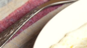 Los expertos señalan que el verdadero peligro está en los productos que utilizamos para cocinar un huevo.