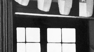 Varios testigos describieron el suplicio de Jara en el Estadio Chile, cuyas manos, según el propio artista, fueron machacadas para nunca más tocar la guitarra.