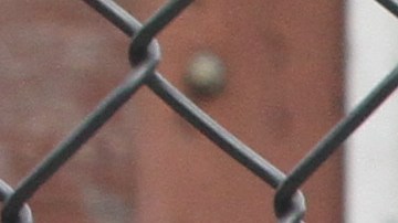 Inmigrantes sin papeles siguen con la duda, si acudir o no, a centros de salud de la ciudad.