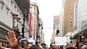 Ola de protestas contra el abuso policial en varias ciudades de EEUU.