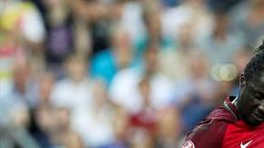 Éder patea para el gol que le dio la Eurocopa a Portugal.