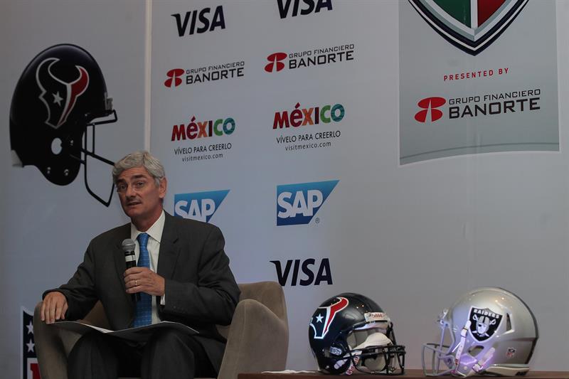 Arturo Olivé, representante de la NFL México.