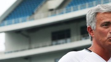 José Mourinho se comportará al ver a Guardiola en Pekín.