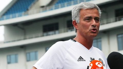 José Mourinho se comportará al ver a Guardiola en Pekín.