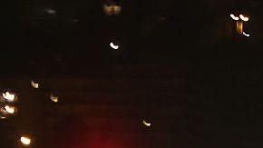 Un helicóptero vuela cerca del sitio de un ataque en la ciudad de Niza, en la Costa Azul de Francia. Foto: VALERY HACHE / AFP / Getty Images)