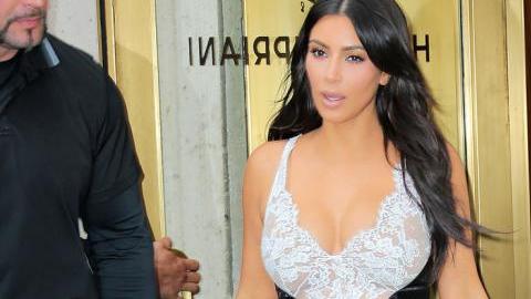 Al parecer Kim contrató a 25 guardaespaldas para que la protegieran en todo momento.