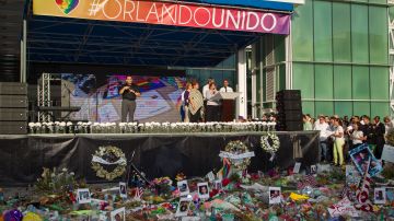 Una ofrenda a las víctimas del atentado en el club Pulse de Orlando.