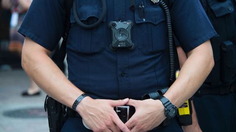No sólo la policía puede filmar lo que sucede.