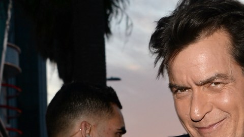 Sheen causó un gran revuelo cuando confesó su diagnostico en la televisión nacional.