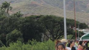 Unas 35.000 personas cruzaron la frontera desde Venezuela hacia Colombia.