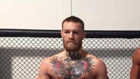 Cristiano visitó a conor McGregor en el gimnasio donde se prepara para su pelea con Nate Díaz.