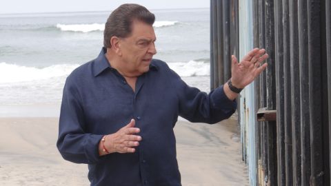 Don Francisco en la Frontera