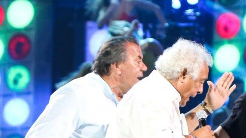Gente de Zona junto a Los del Río.