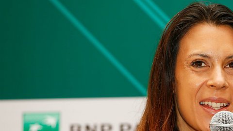 Bartoli asegura que desde hace algún tiempo, un virus ha mermado su salud.