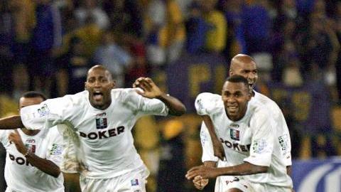 Once Caldas en el festejo de la Copa Libertadores de 2004. ¿Podrá Independiente del Valle repetir la historia?