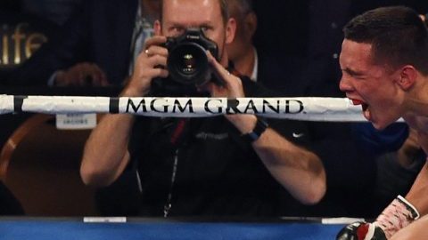 Óscar Valdez, aquí tras su victoria sobre Evgeny Gradovich en abril, quiere ser una de las nuevas estrellas del boxeo, y el sábado puede demostrarlo.