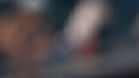 Brandon Nimmo, de los Mets, barre fuerte en la segunda base sobre Adeiny Hechavarría, de los Marlins.
