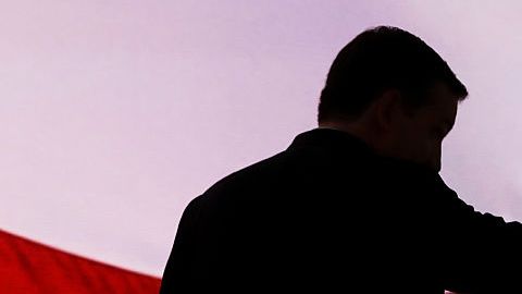 Al dejar el escenario el miércoles por la noche, Cruz recibió grandes abucheos tras negarse a apoyar a Trump, pero muchos también lo felicitaron. (Chip Somodevilla/Getty Images)