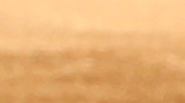 C.C. Sabathia, pitcher de los Yankees, pierde el balance al tratar de realizar un lanzamiento en el sexto inning. Al final fue derrotado por los Orioles en Yankee Stadium.