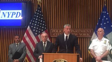 El alcalde Bill de Blasio y el comisionado de Policía, Bill Bratton aseguraron que se dio la orden de que ningún uniformado patrulle solo en la ciudad