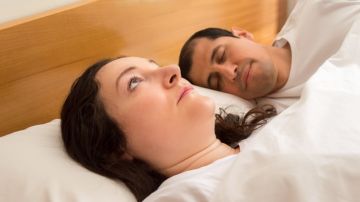 El insomnio, que por lo regula se presenta en la menopausia, puede contribuir también al padecimiento de enfermedades relacionadas con el envejecimiento.