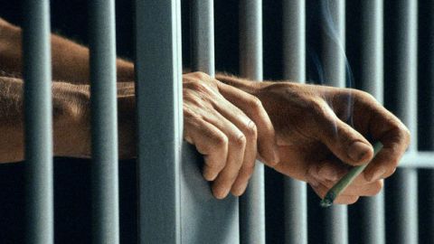 Pese a que las autoridades llamaron a la compañía hiciera correctivos, fue negligente en proveer los servicios de salud a los presos.