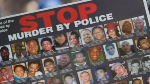 Dos hombres negros murieron esta semana en manos de la policía en Estados Unidos.