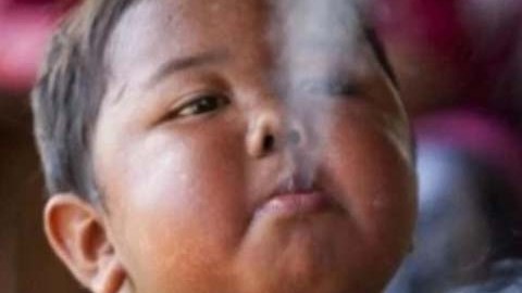 Rizal tenía una severa adicción al cigarrillo.